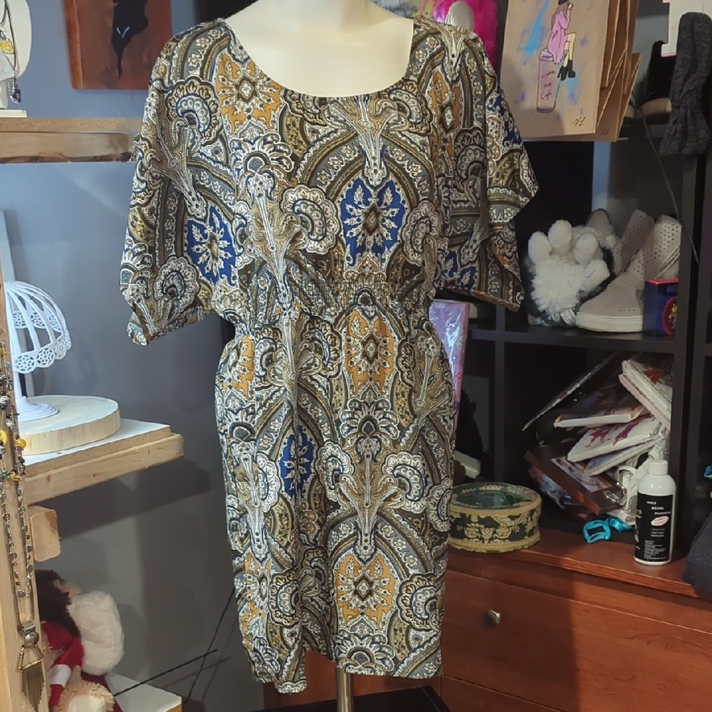 Rue21 Blue and Tan Paisley Dress